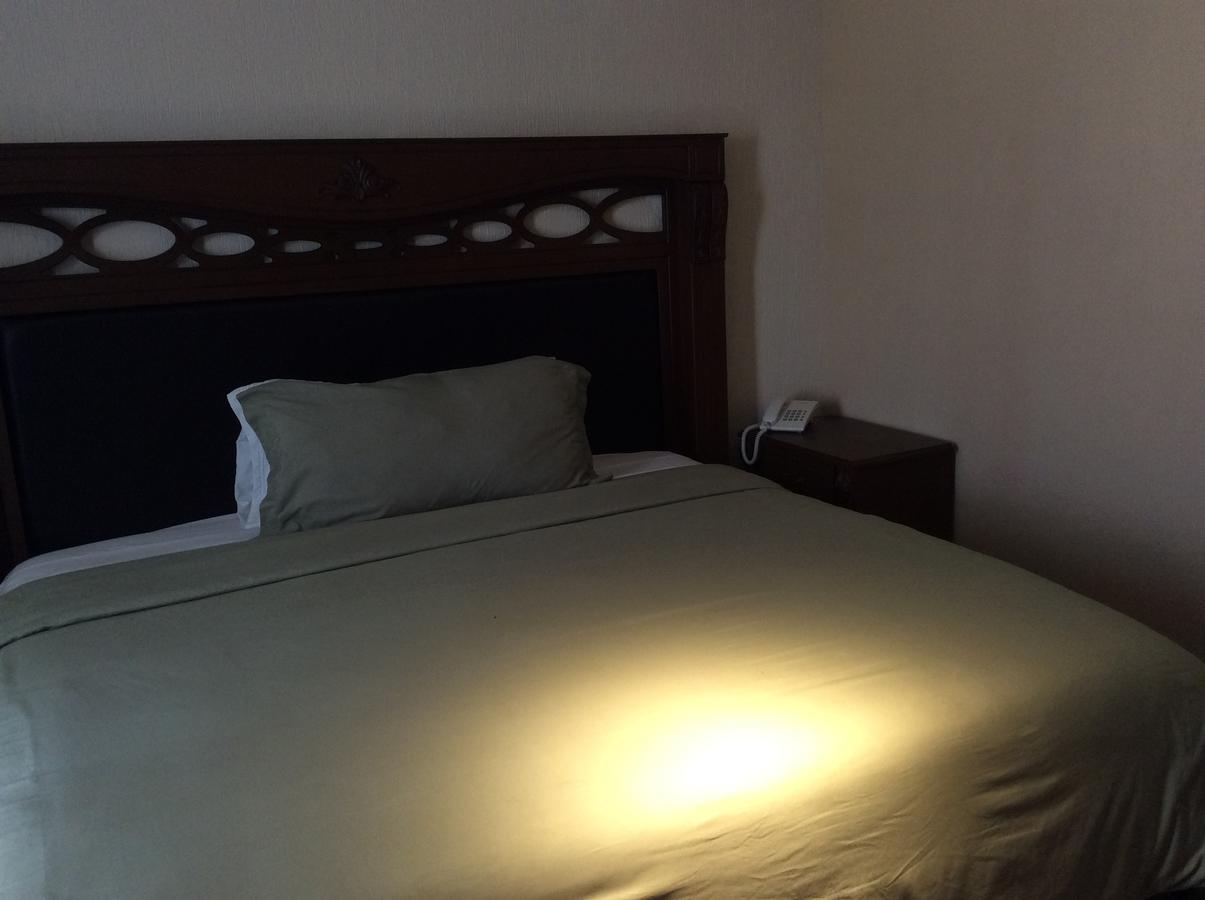 Hotel Candiles Valle de Santiago Екстер'єр фото